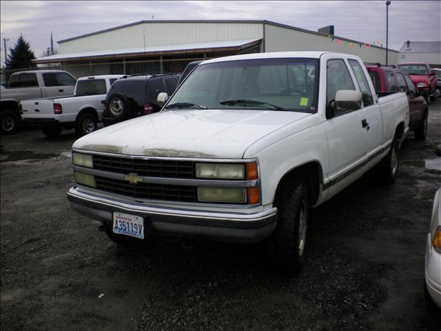 Chevrolet K1500 Base Pickup