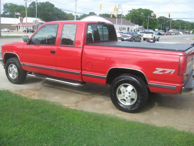 Chevrolet K1500 1994 photo 2