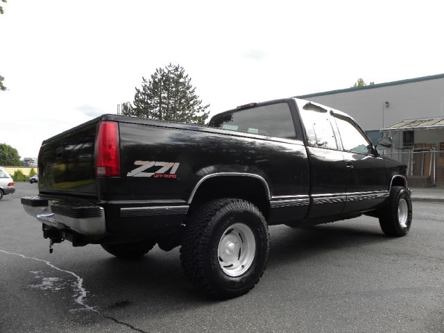 Chevrolet K1500 201 Pickup Truck