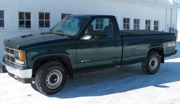 Chevrolet K1500 Base Pickup