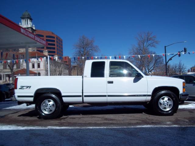 Chevrolet K1500 1995 photo 2