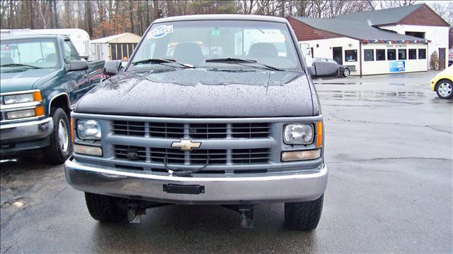 Chevrolet K1500 1995 photo 2