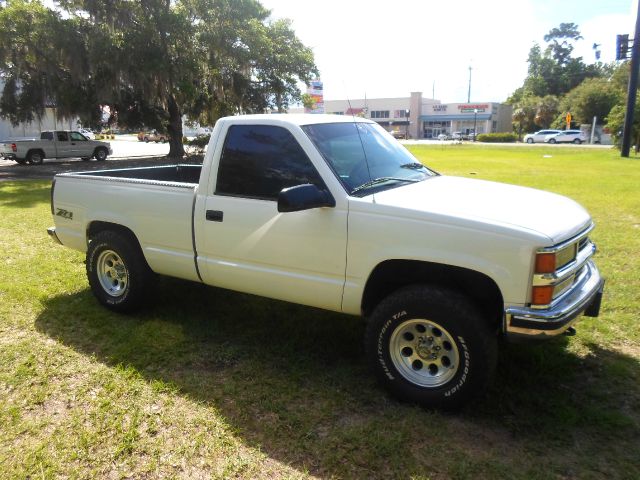 Chevrolet K1500 1996 photo 3