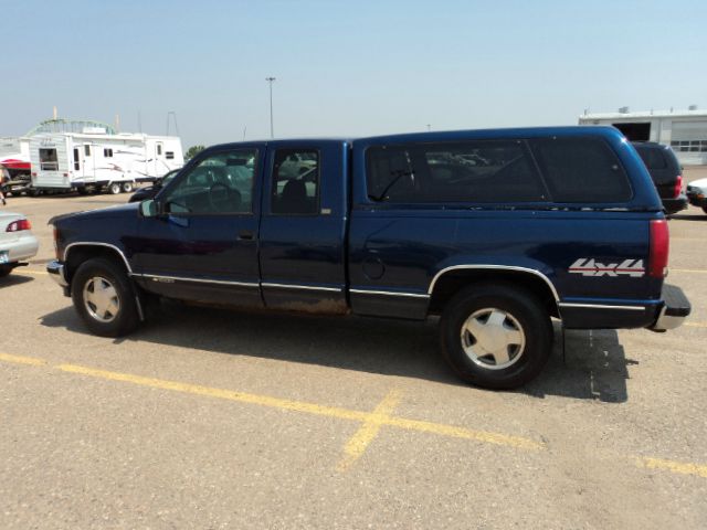 Chevrolet K1500 1996 photo 2