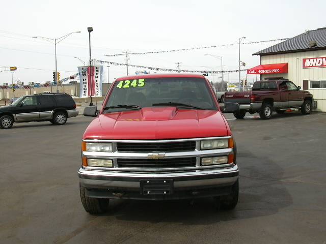 Chevrolet K1500 1996 photo 2