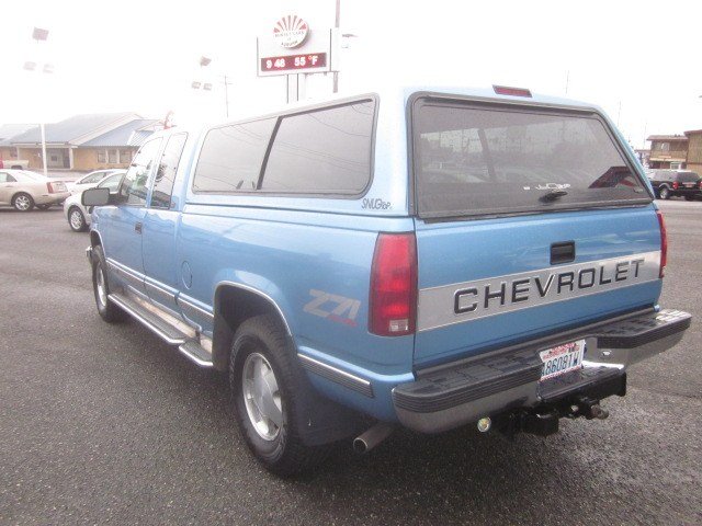 Chevrolet K1500 1997 photo 2