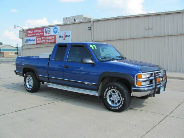 Chevrolet K1500 1997 photo 2