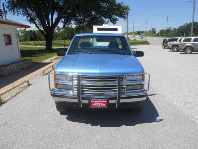 Chevrolet K1500 FWDL Pickup Truck