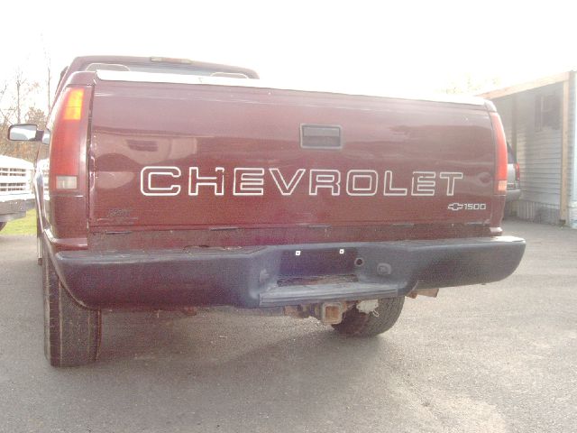 Chevrolet K1500 1997 photo 2