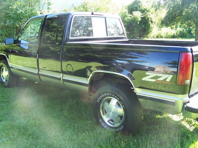 Chevrolet K1500 1998 photo 2