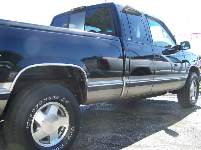 Chevrolet K1500 1998 photo 3