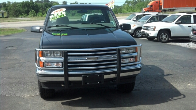 Chevrolet K1500 Base Pickup Truck