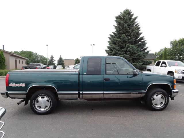 Chevrolet K1500 1998 photo 2