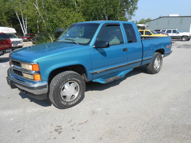 Chevrolet K1500 1998 photo 2