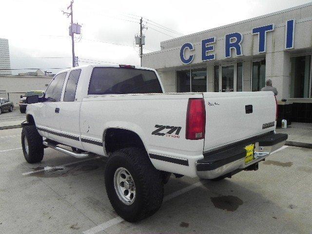 Chevrolet K1500 1998 photo 2