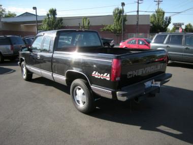 Chevrolet K1500 1999 photo 2