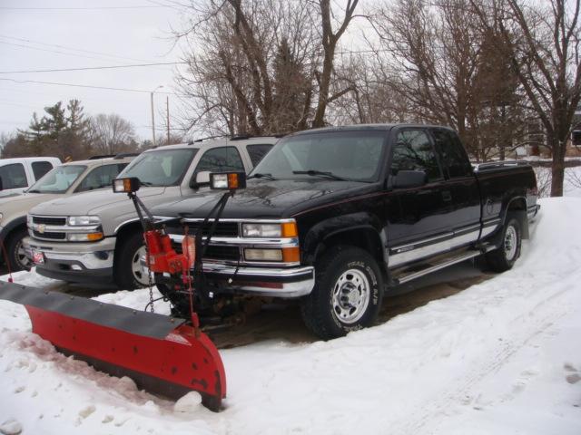 Chevrolet K2500 Base Pickup