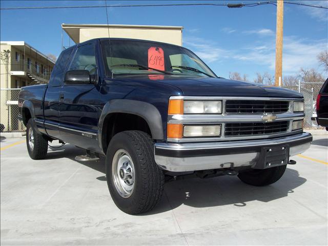 Chevrolet K2500 1998 photo 2