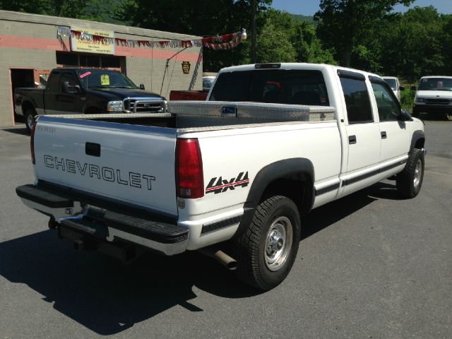 Chevrolet K2500 1999 photo 3