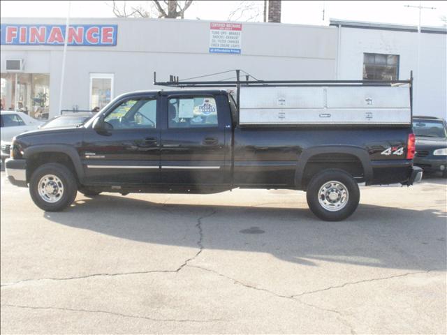 Chevrolet K2500 2004 photo 3