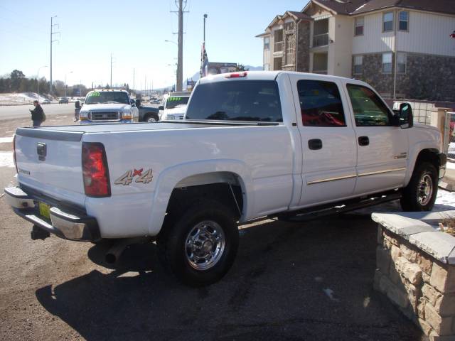 Chevrolet K2500 2006 photo 2