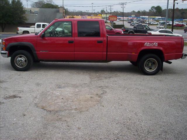 Chevrolet K3500 Base Pickup