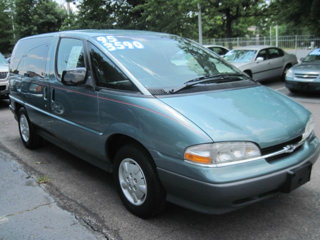 Chevrolet Lumina 1995 photo 2