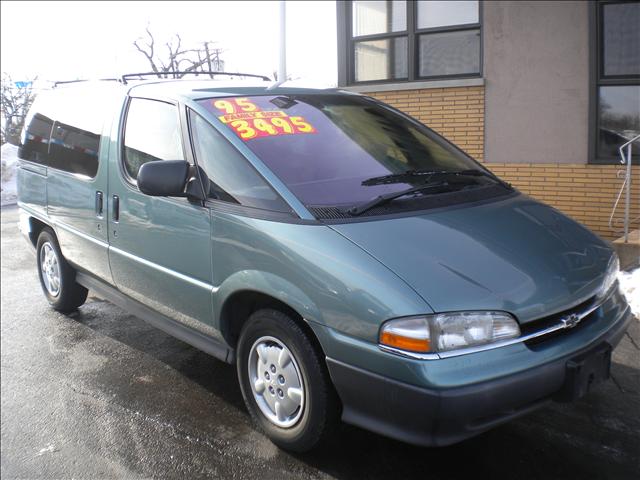 Chevrolet Lumina Base MiniVan