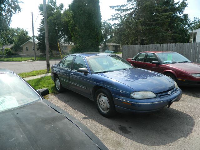 Chevrolet Lumina 3.2 Sedan 4dr Sedan