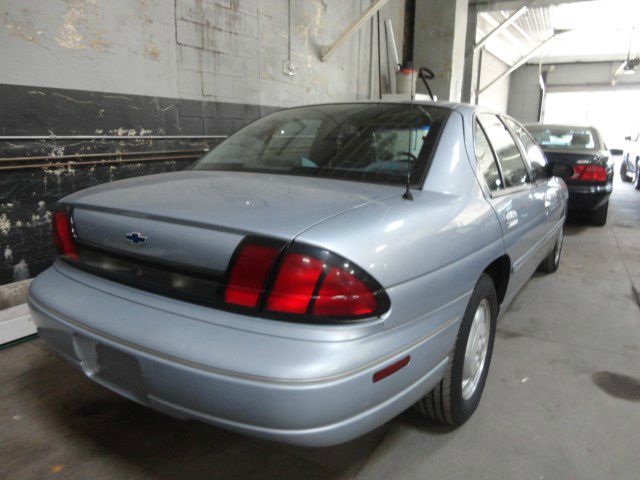 Chevrolet Lumina 4dr Sdn Auto Base Sedan