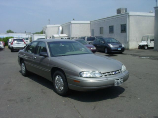 Chevrolet Lumina 1999 photo 2