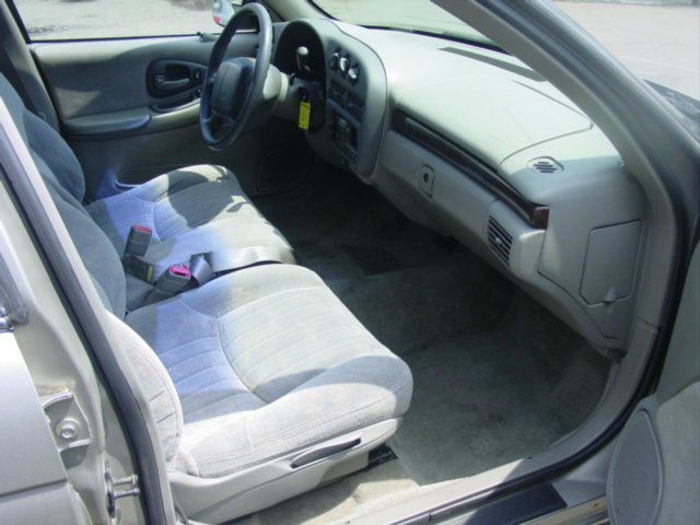 Chevrolet Lumina 1999 photo 8