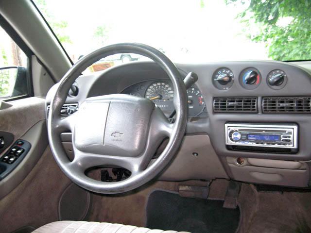 Chevrolet Lumina 2000 photo 2