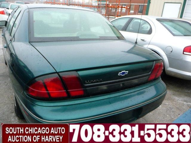 Chevrolet Lumina 2000 photo 1