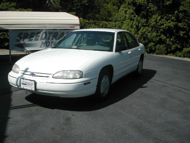 Chevrolet Lumina 2000 photo 2