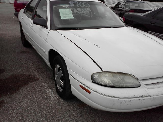 Chevrolet Lumina 2000 photo 1