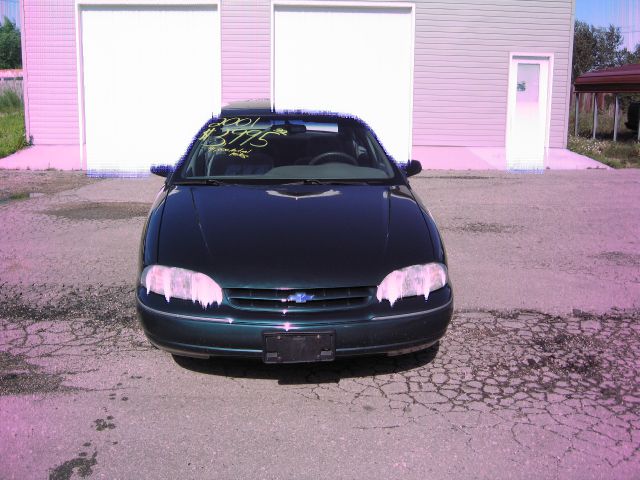 Chevrolet Lumina 2001 photo 2