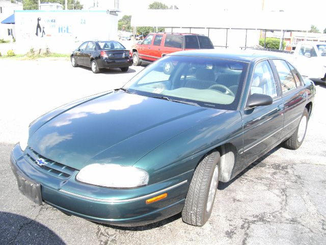 Chevrolet Lumina 2001 photo 3