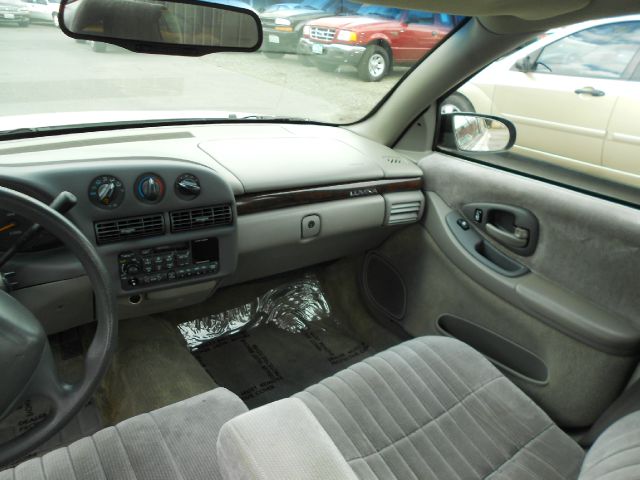 Chevrolet Lumina 2001 photo 6