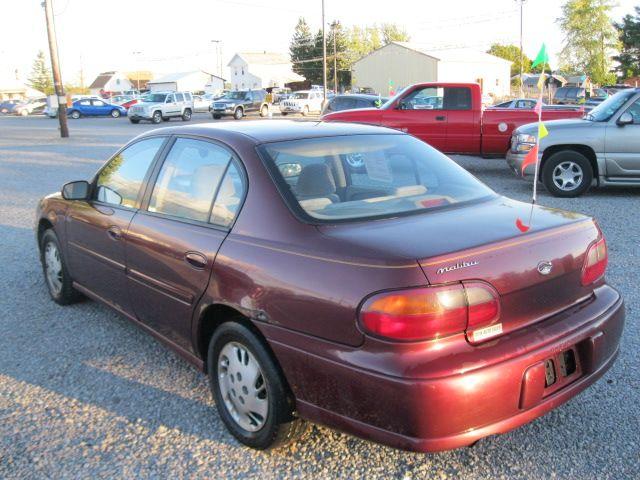 Chevrolet Malibu 1997 photo 2