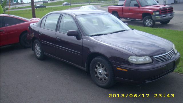 Chevrolet Malibu 1998 photo 1