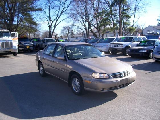 Chevrolet Malibu 1998 photo 1