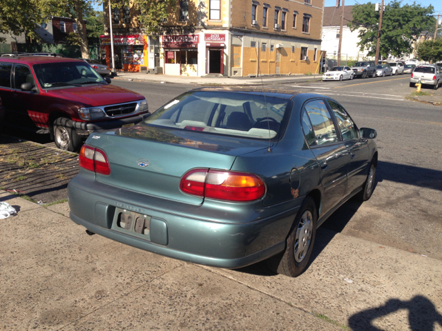 Chevrolet Malibu 1998 photo 2