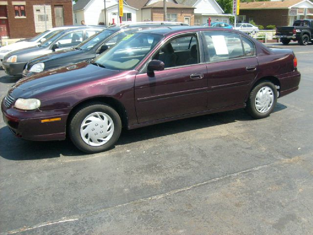 Chevrolet Malibu 1999 photo 2