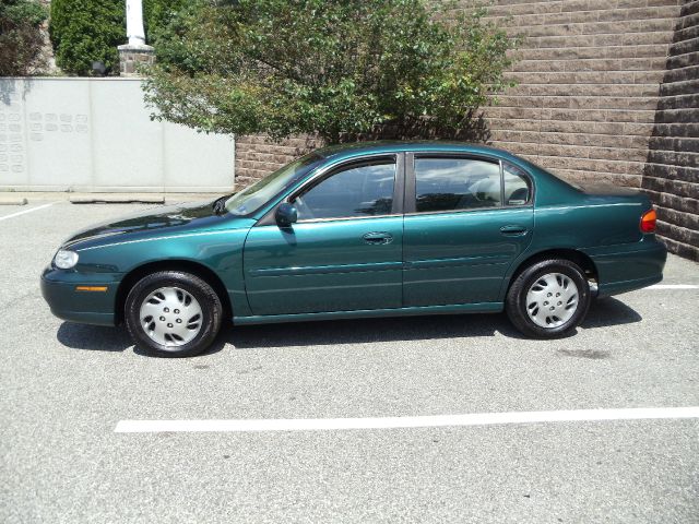 Chevrolet Malibu 1999 photo 3