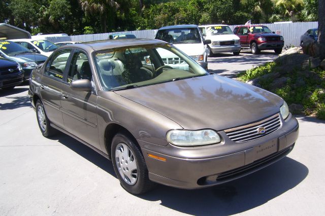 Chevrolet Malibu 1999 photo 1