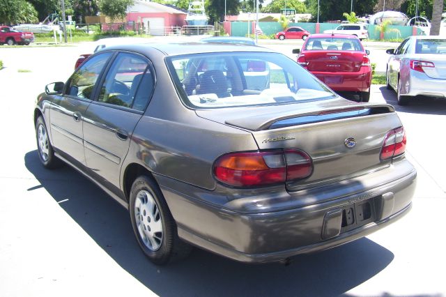 Chevrolet Malibu 1999 photo 2