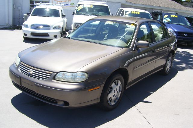 Chevrolet Malibu 1999 photo 4