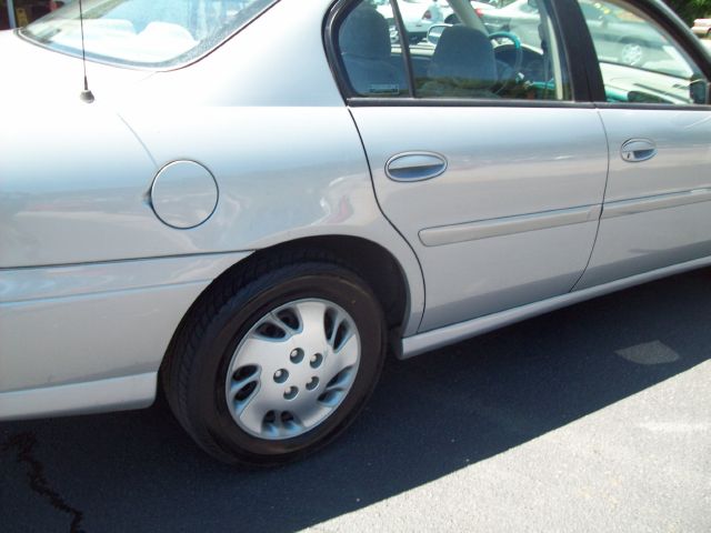 Chevrolet Malibu 1999 photo 1