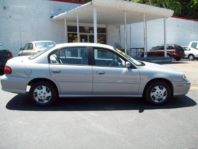 Chevrolet Malibu 1999 photo 2